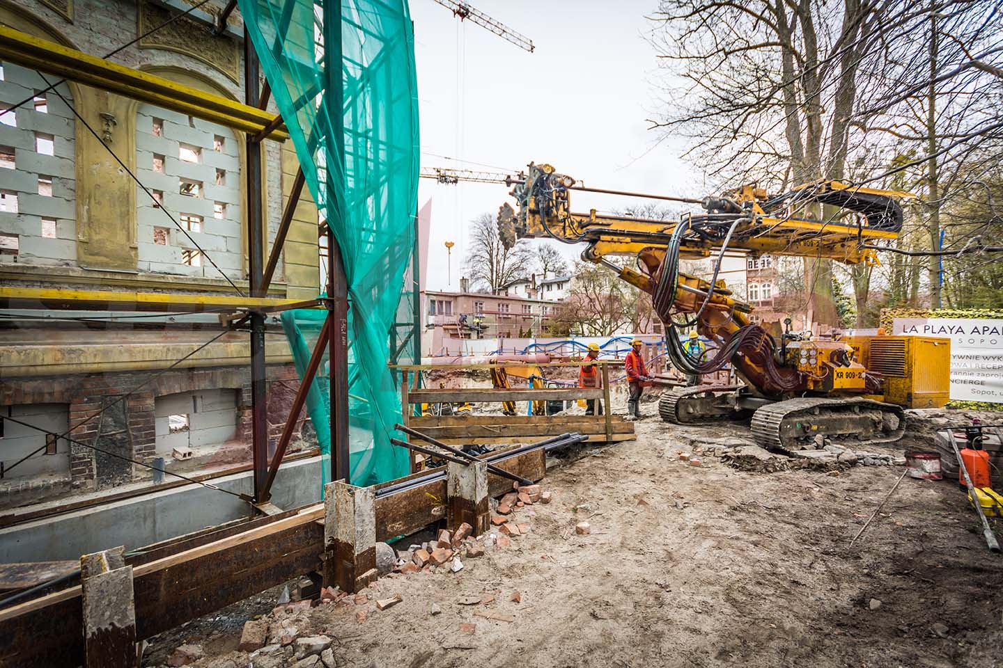 Construction site using SupAnchor self drilling anchor system