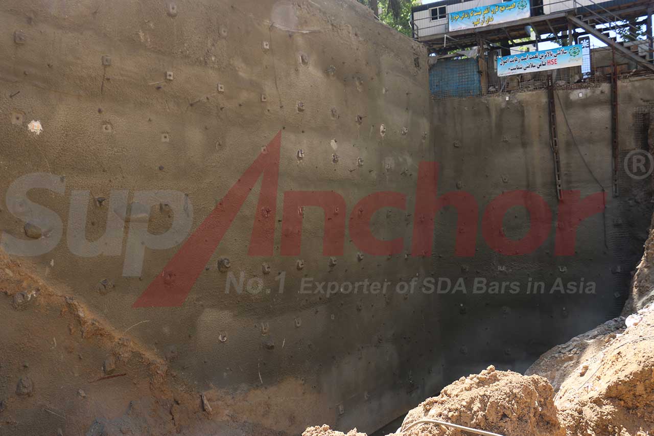 Construction site using SupAnchor self drilling anchor system