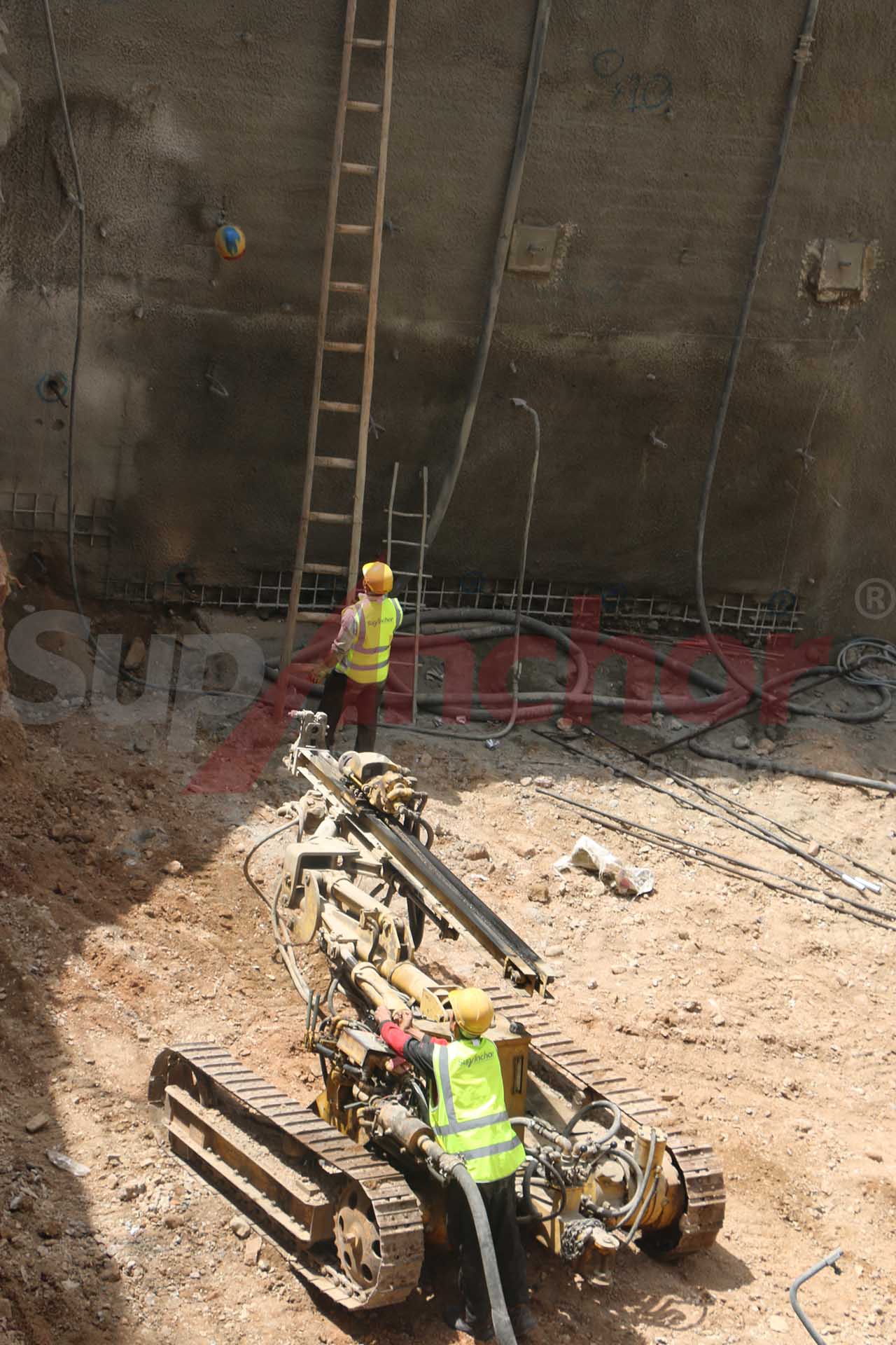 Construction site using SupAnchor self drilling anchor system