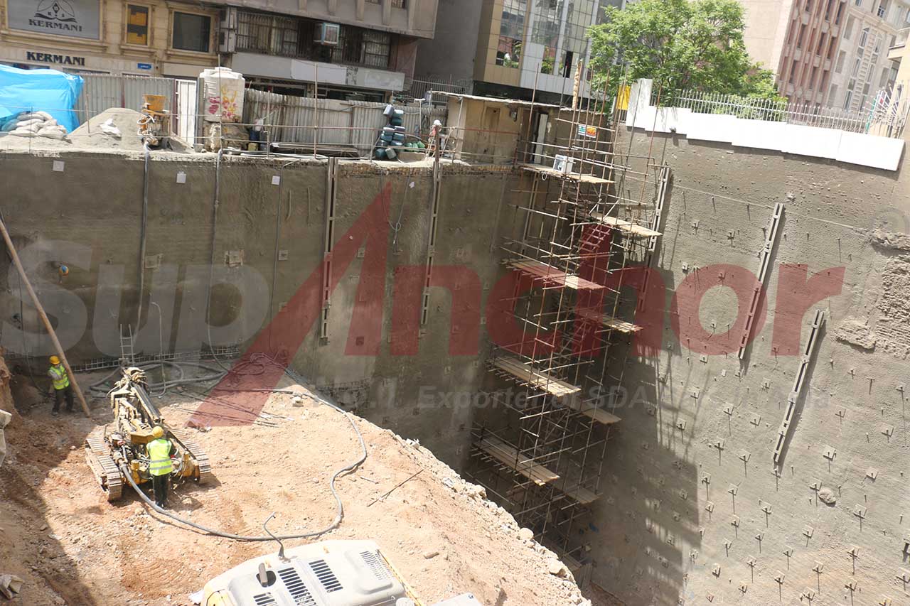 Construction site using SupAnchor self drilling anchor system