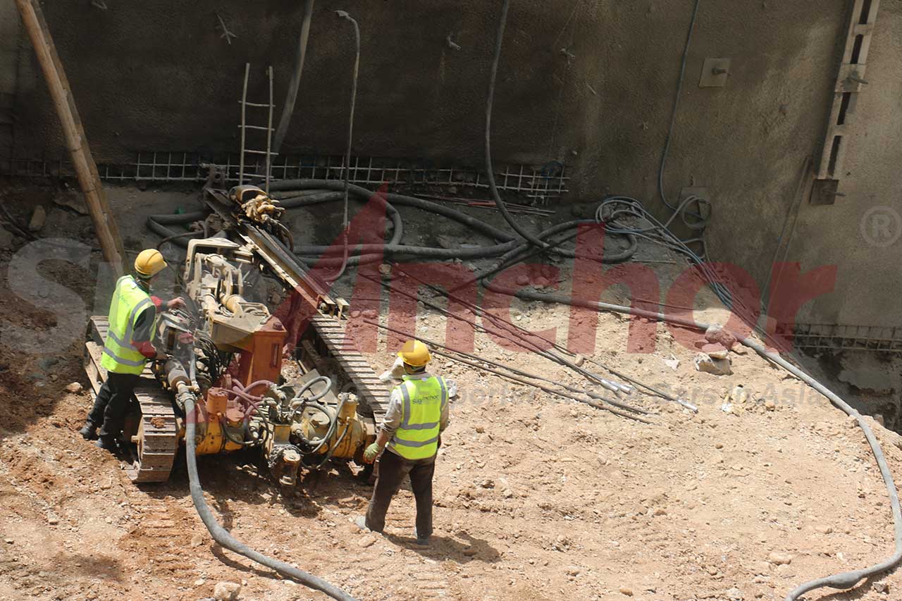 Construction site using SupAnchor self drilling anchor system