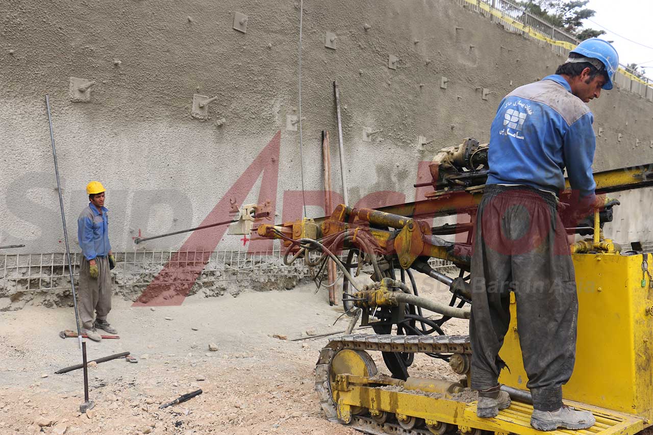 Construction site using SupAnchor self drilling anchor system