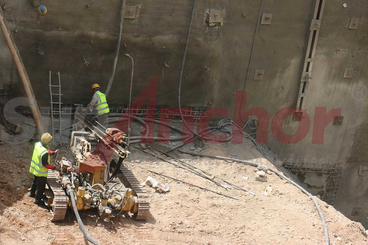 Construction site using SupAnchor self drilling anchor system