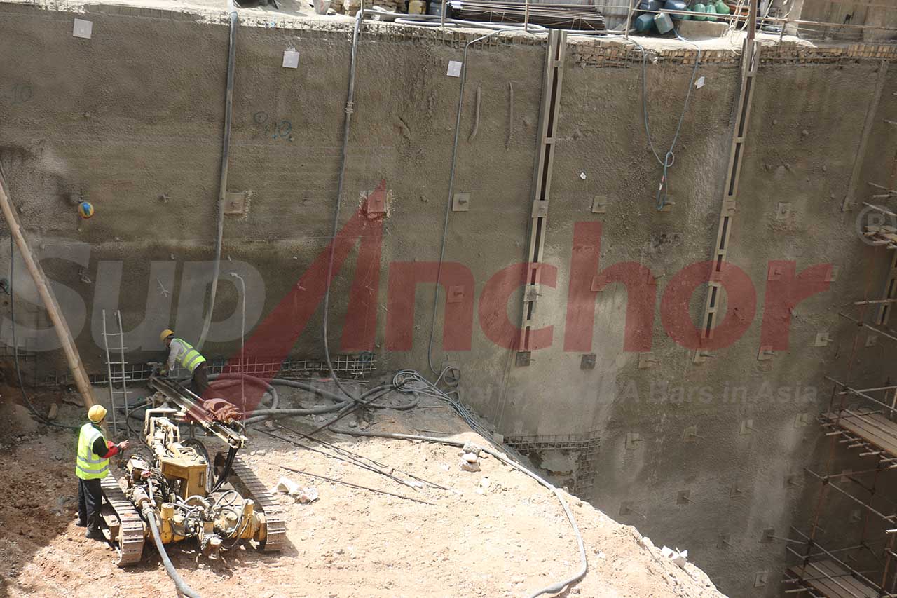 Construction site using SupAnchor self drilling anchor system
