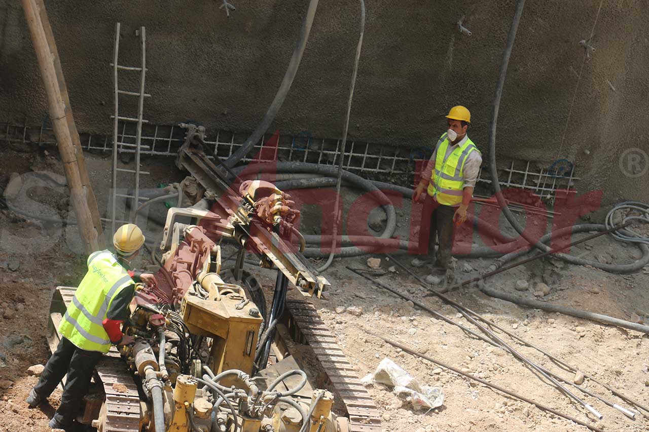 Construction site using SupAnchor self drilling anchor system