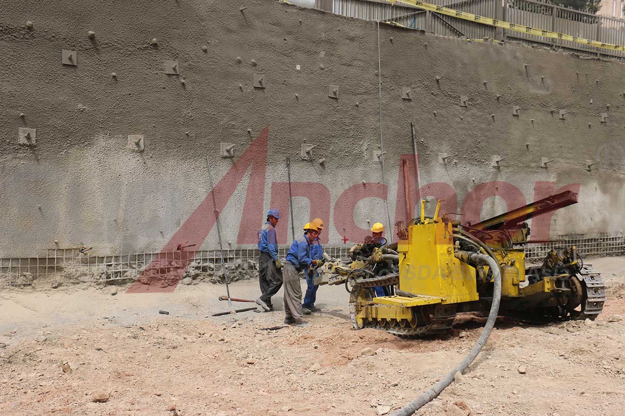 Construction site using SupAnchor self drilling anchor system
