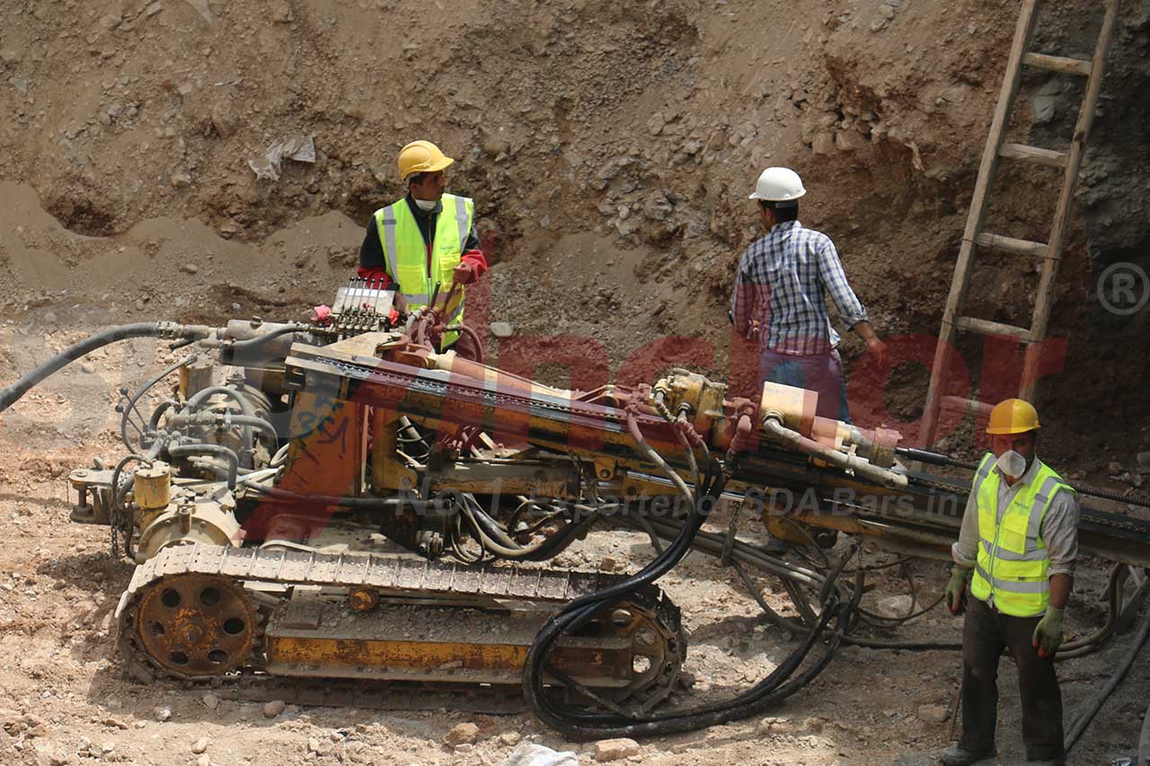 Construction site using SupAnchor self drilling anchor system