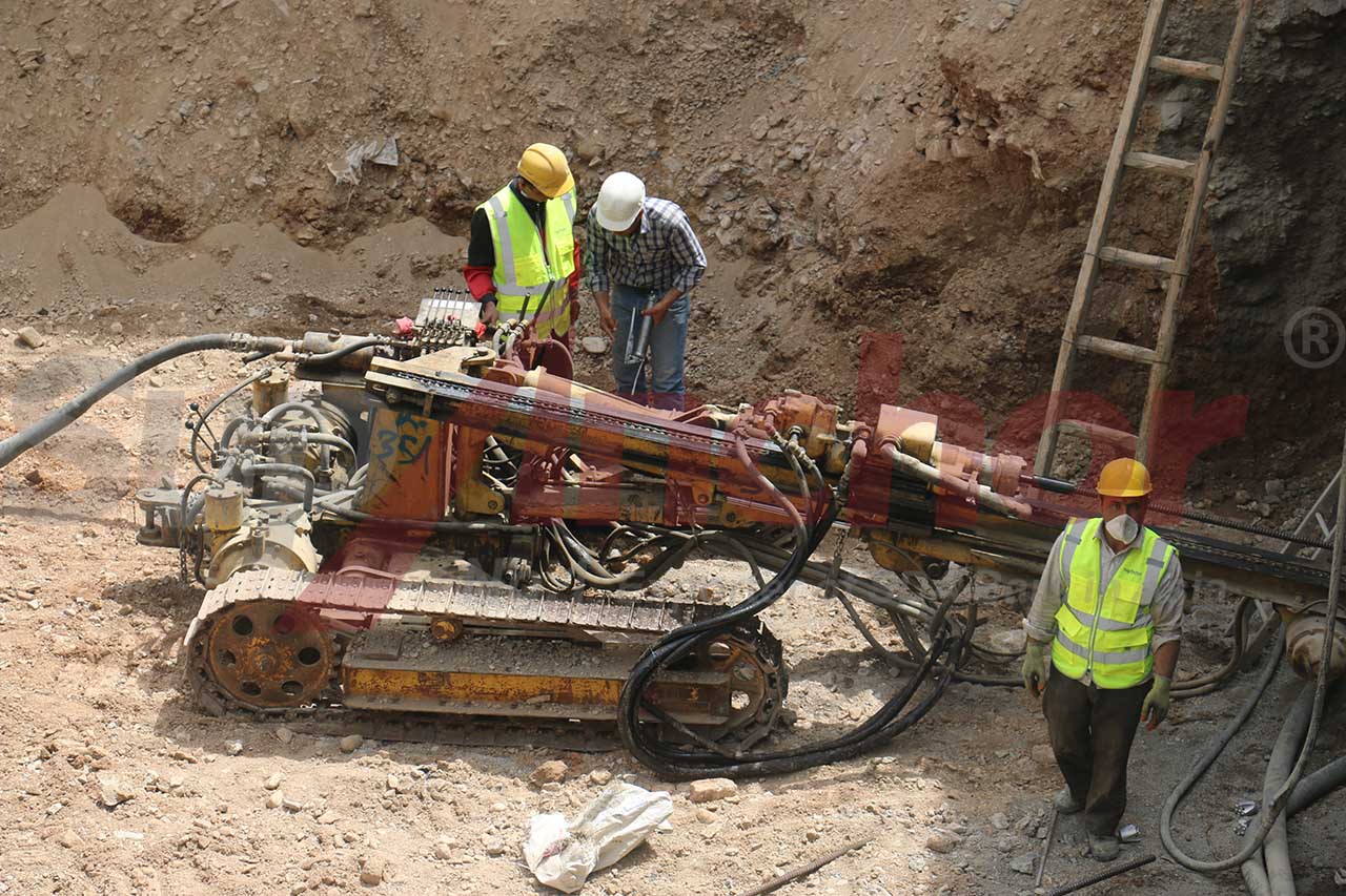 Construction site using SupAnchor self drilling anchor system