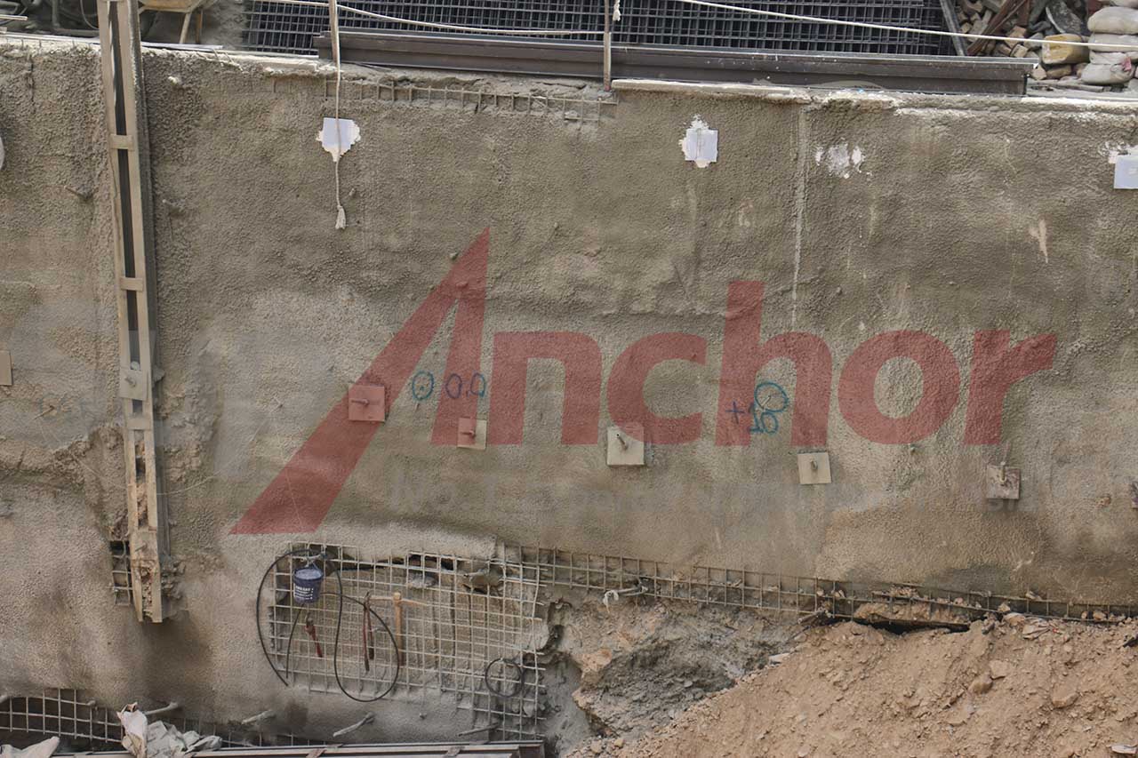 Construction site using SupAnchor self drilling anchor system