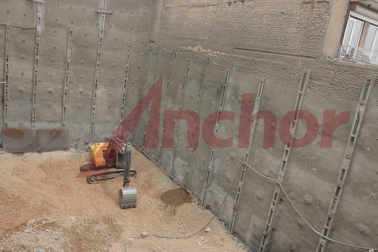 Construction site using SupAnchor self drilling anchor system