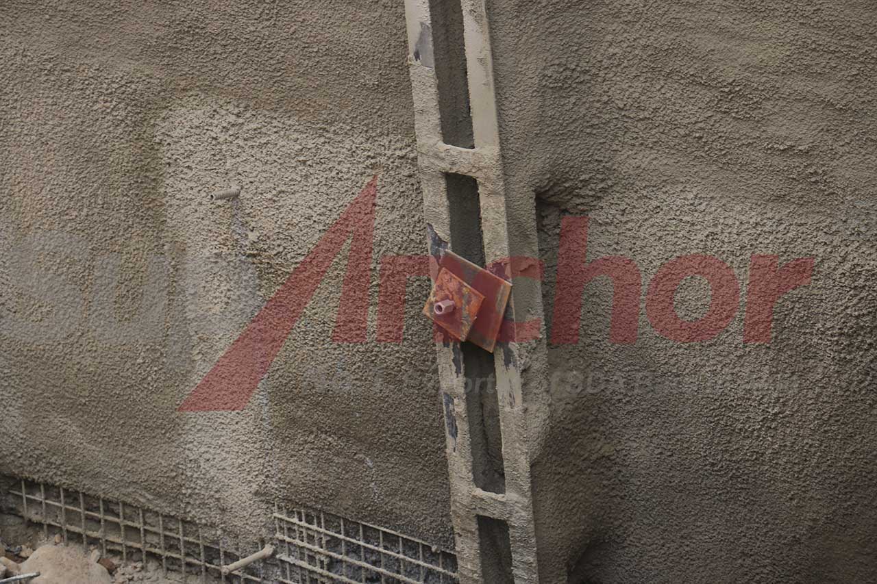 Construction site using SupAnchor self drilling anchor system