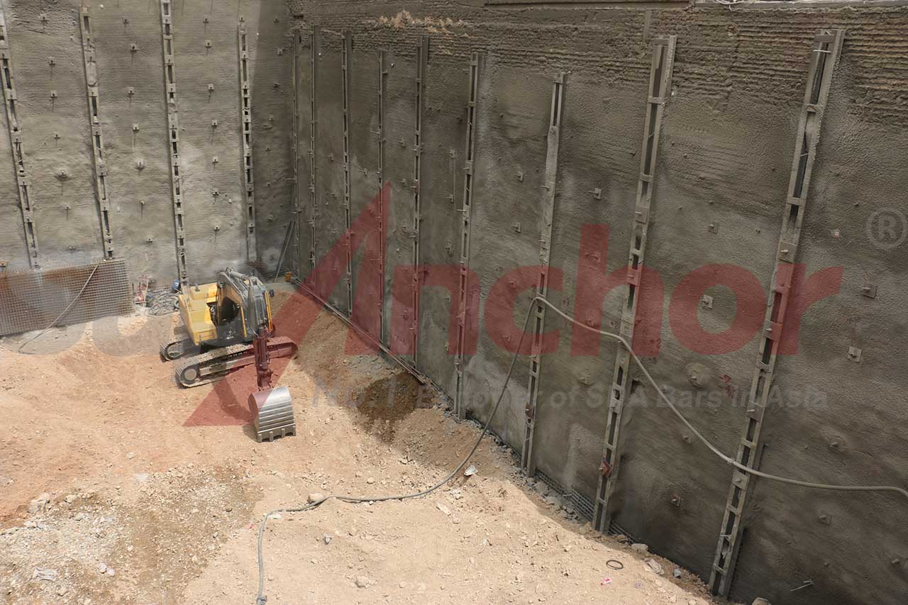 Construction site using SupAnchor self drilling anchor system