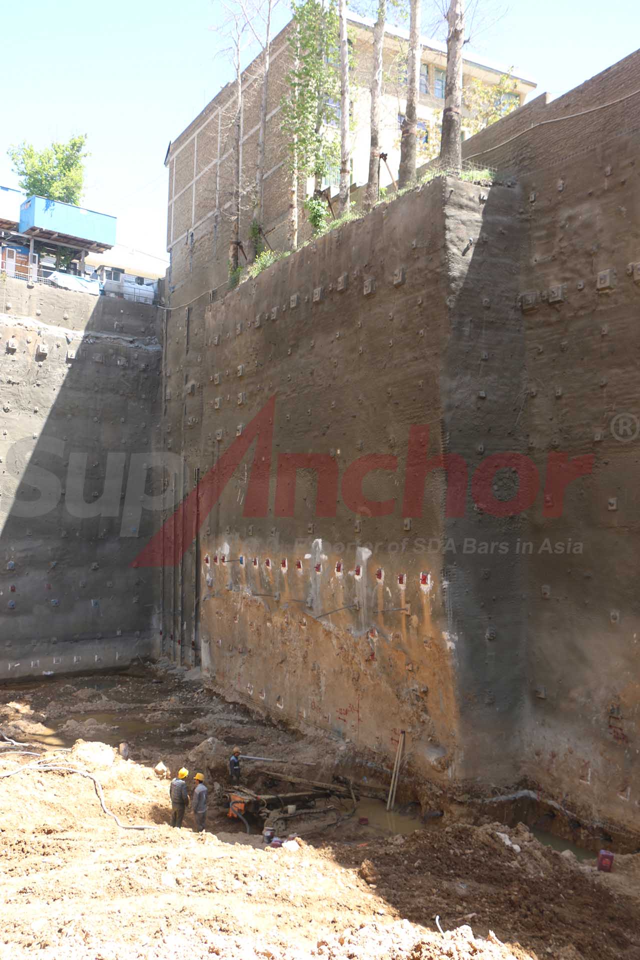 Construction site using SupAnchor self drilling anchor system