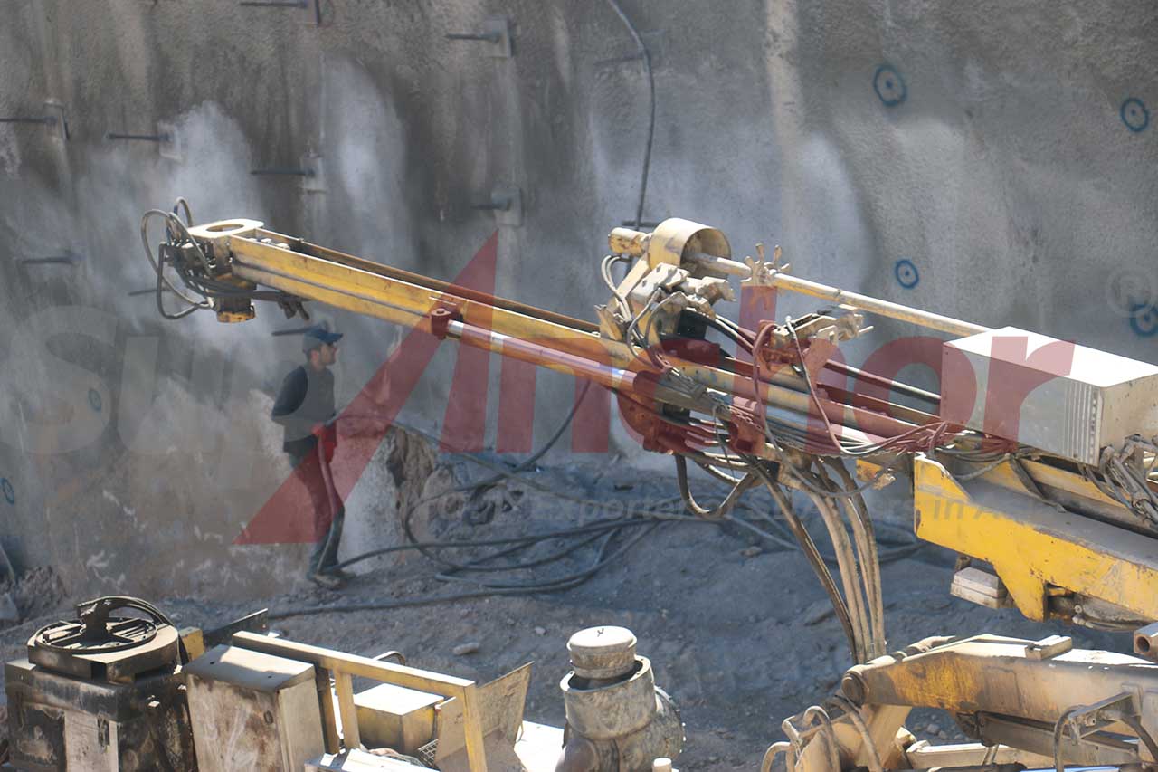 Construction site using SupAnchor self drilling anchor system