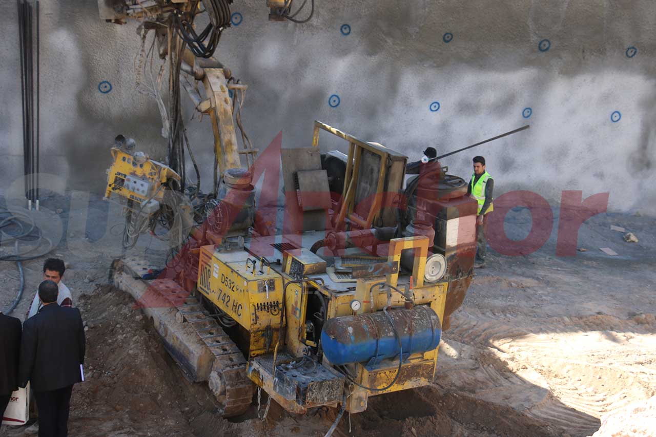 Construction site using SupAnchor self drilling anchor system