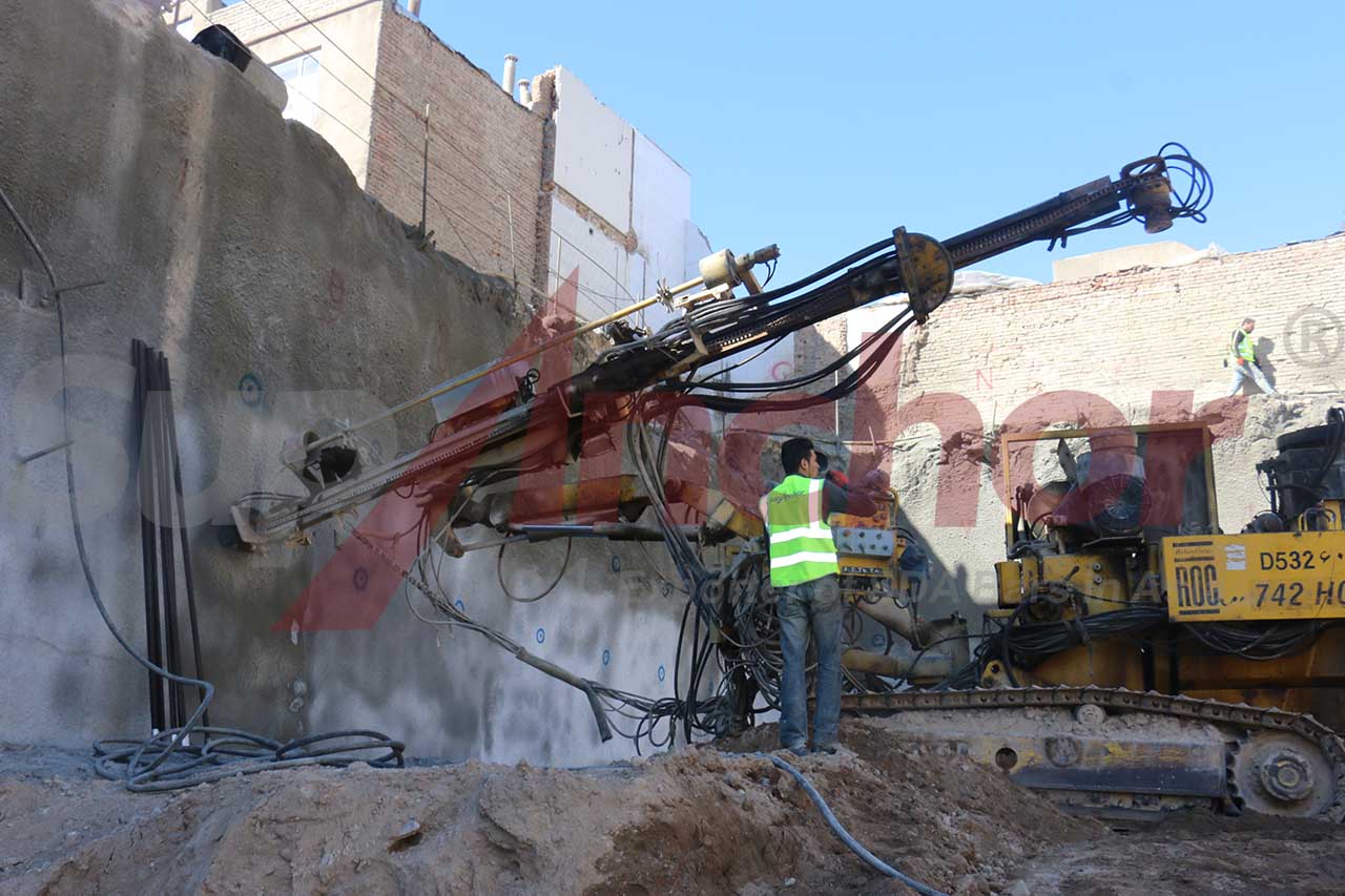 Construction site using SupAnchor self drilling anchor system