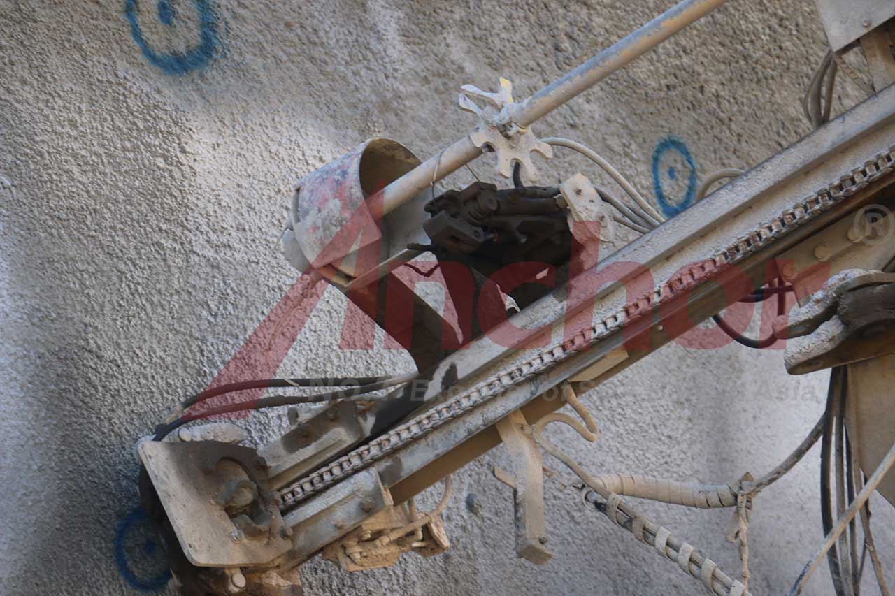 Construction site using SupAnchor self drilling anchor system