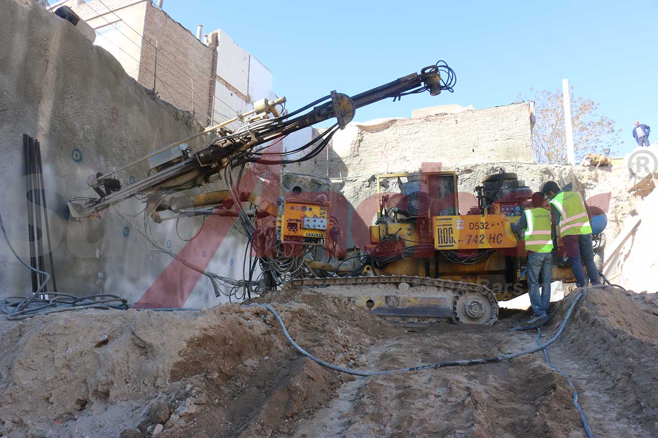 Construction site using SupAnchor self drilling anchor system