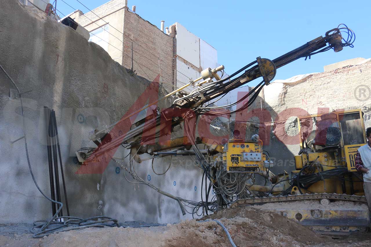 Construction site using SupAnchor self drilling anchor system