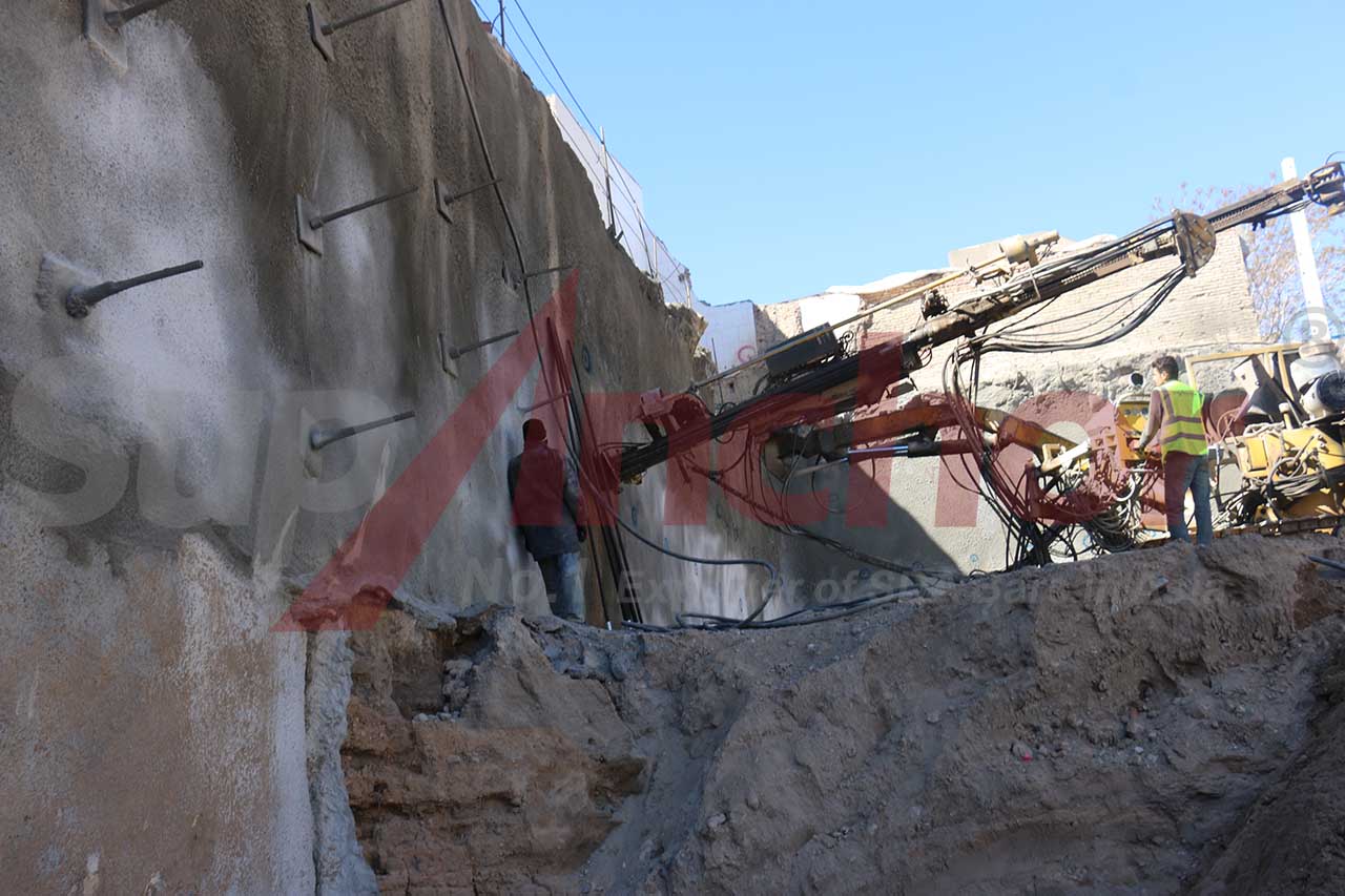 Construction site using SupAnchor self drilling anchor system