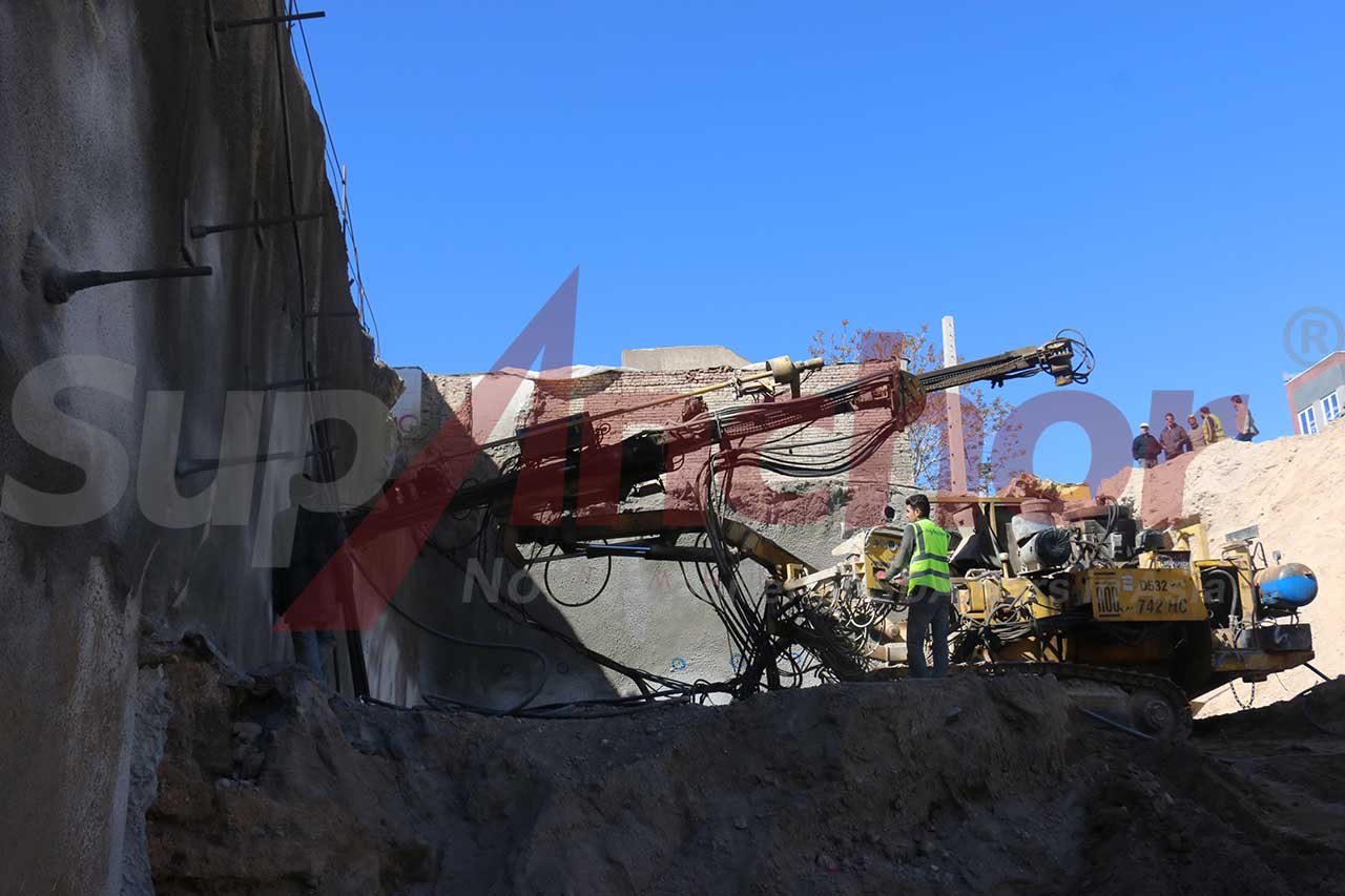 Construction site using SupAnchor self drilling anchor system