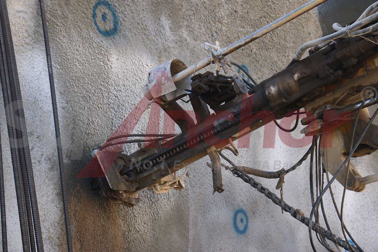 Construction site using SupAnchor self drilling anchor system