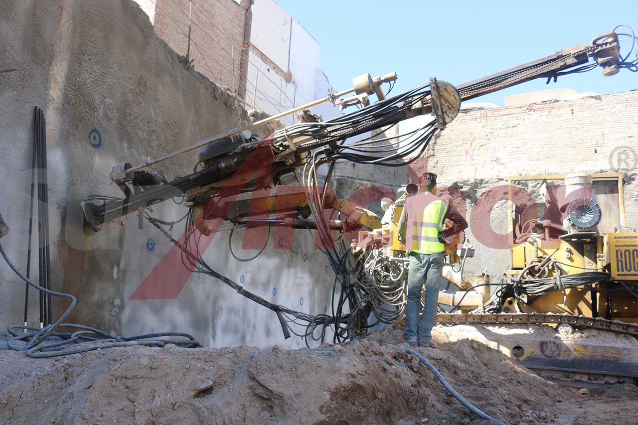 Construction site using SupAnchor self drilling anchor system