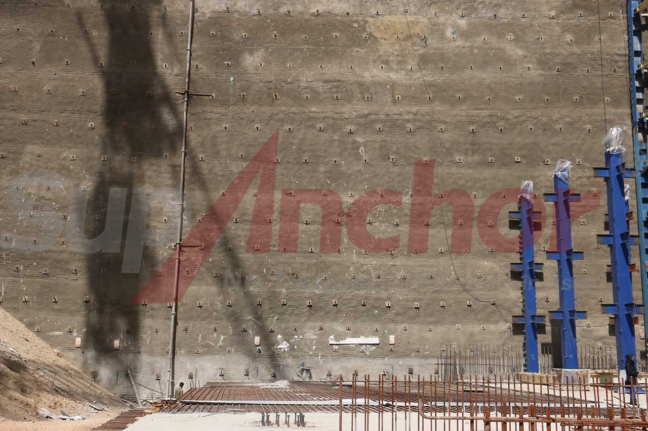 Construction site using SupAnchor self drilling anchor system