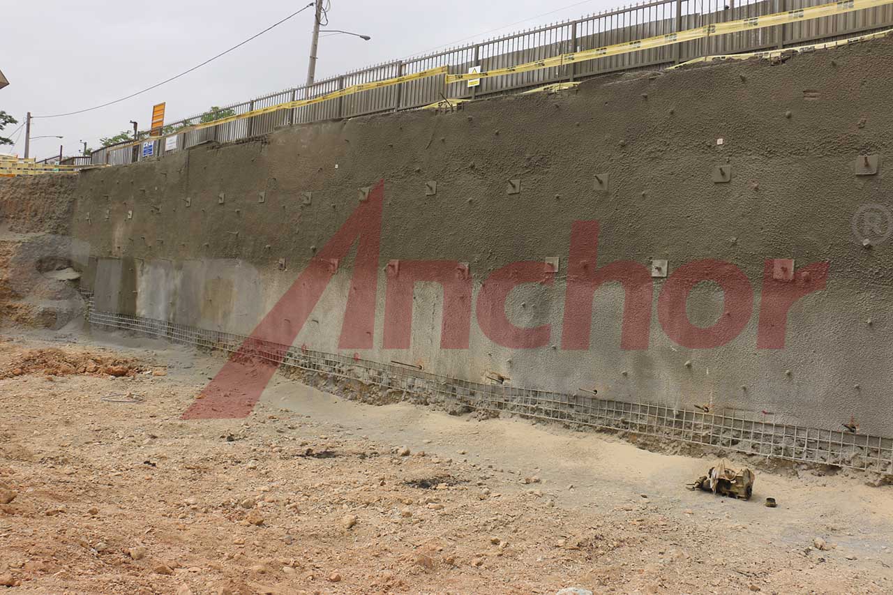 Construction site using SupAnchor self drilling anchor system