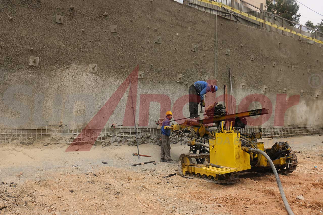 Construction site using SupAnchor self drilling anchor system